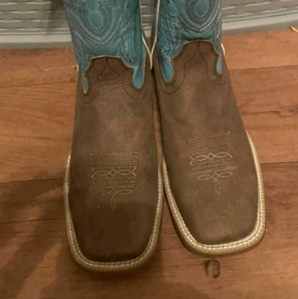 Ariat boots
